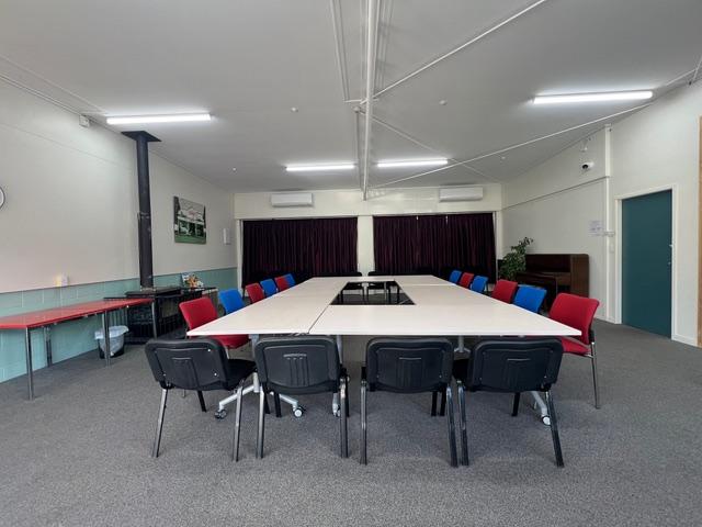 Kauri-Room-Conference-Table-Layout-South-Shot